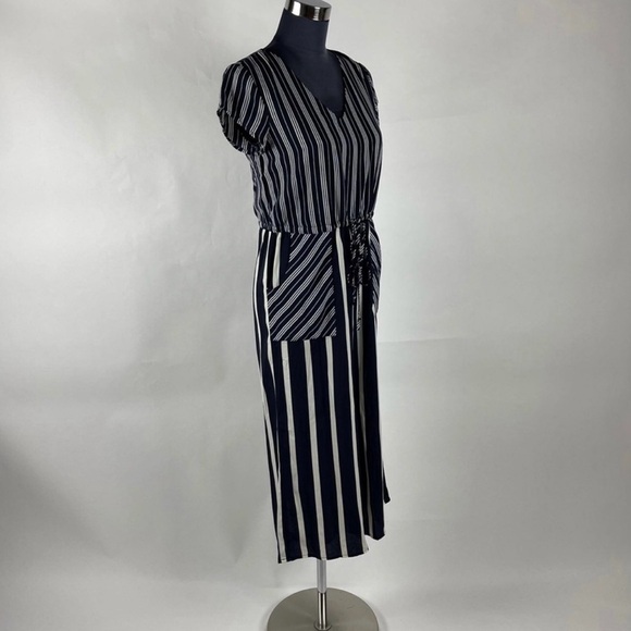 Lucer  Women’s Navy Blue and White Striped Side Pockets V-Neck Midi Jumpsuit - Picture 5 of 9